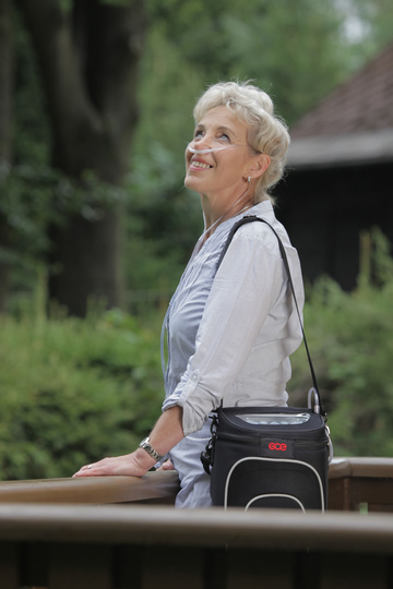 NEW GCE Zen-O™ Portable Oxygen Concentrator with 1 X 12 Cell Battery - The Oxygenstore